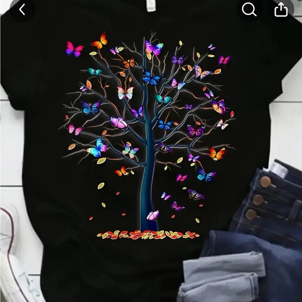BNWT Tree of Life Short Sleeve Tshirt